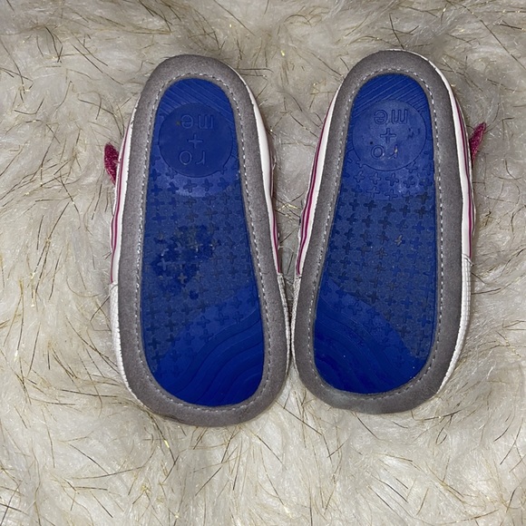 Ro+Me by Robeez | Burgandy & Blue | 6-12 months walking shoes - Picture 7 of 9